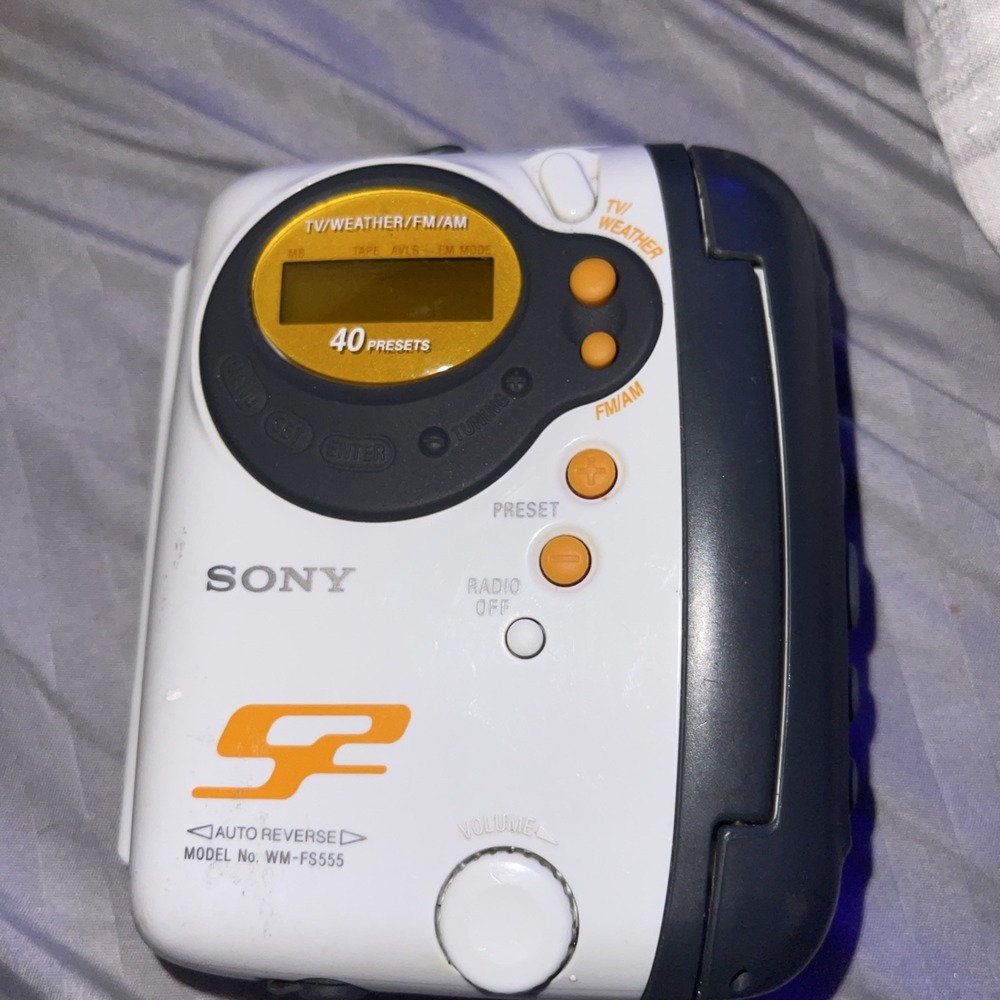 Sony S2 Sports Walkman Cassette Player FM/AM/Weather Radio- (WM-FS222/C) AS IS